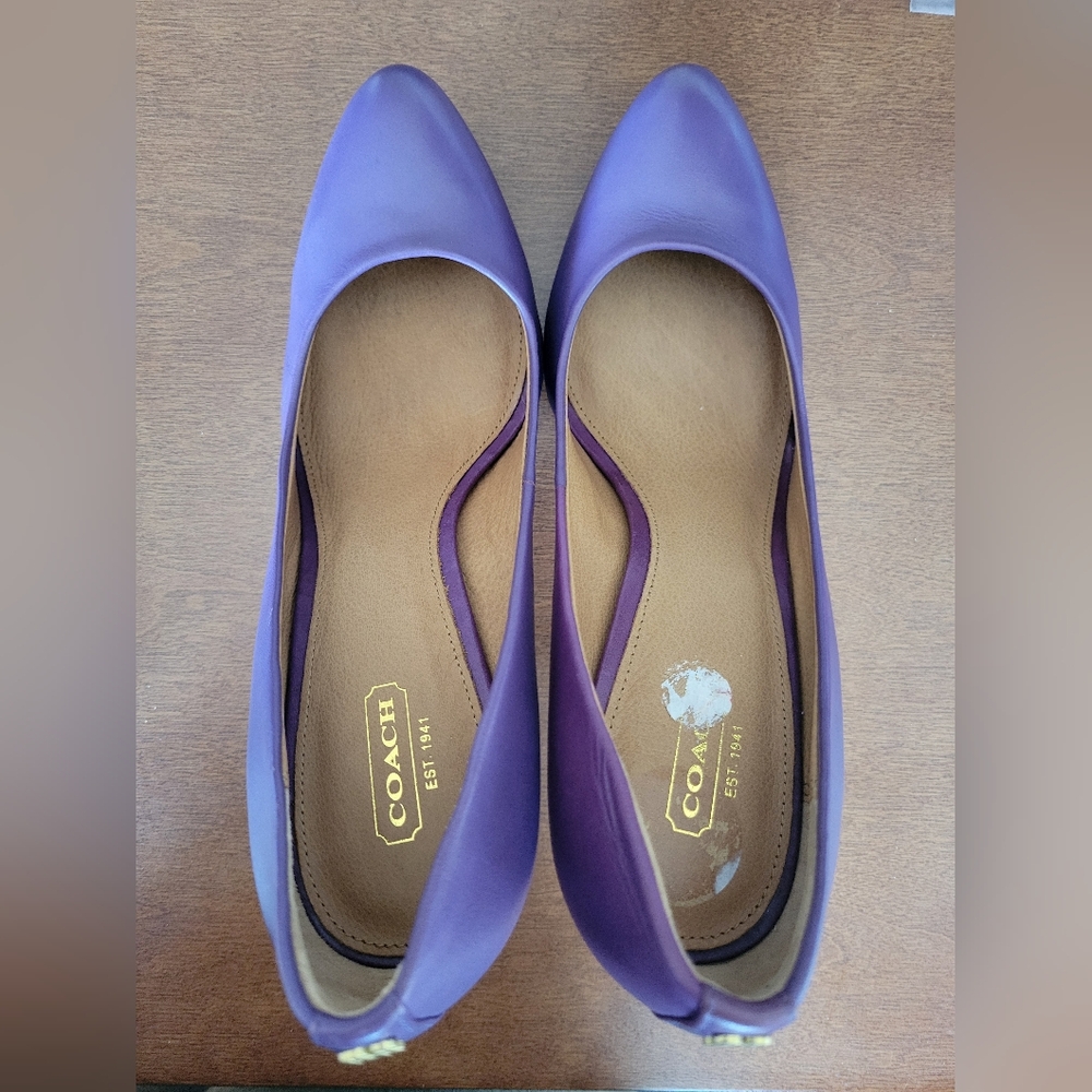 Coach Women's Purple/Violet Leather High Heel Pumps-New And Never Worn - Picture 2 of 8